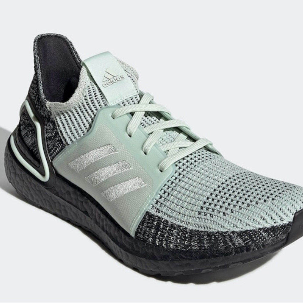 NWOB Adidas UltraBoost 19 'Linen Green' Mens 9.5/Women’s 10.5 F34075 - Picture 5 of 11
